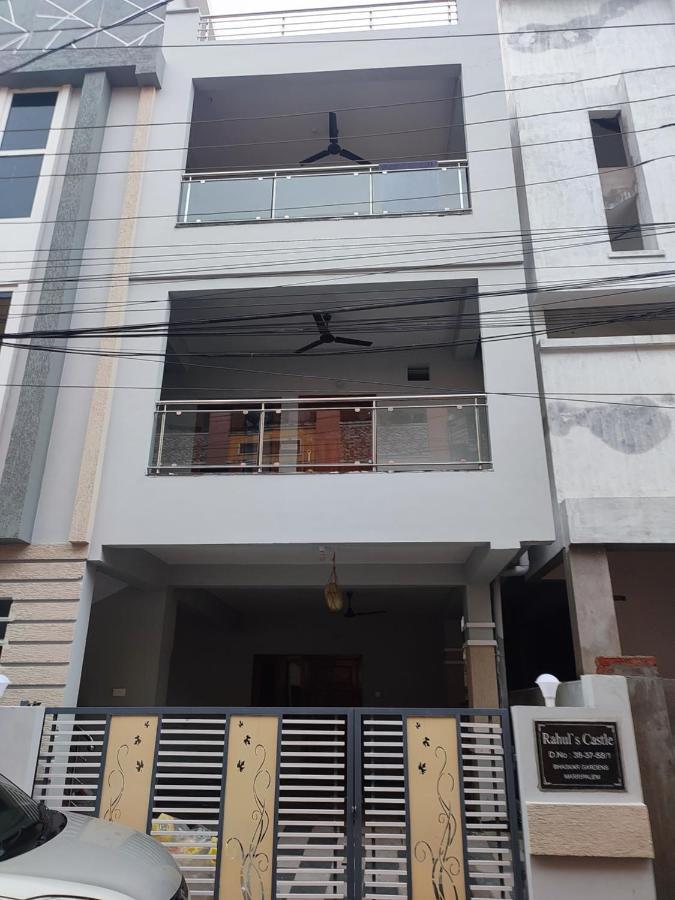 Rahul'S Castle Guest House ヴィシャーカパトナム エクステリア 写真